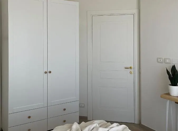 Residenze Aimone * Васто